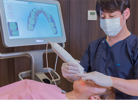 最新のデジタル歯科治療(iTeroなどのスキャナー)